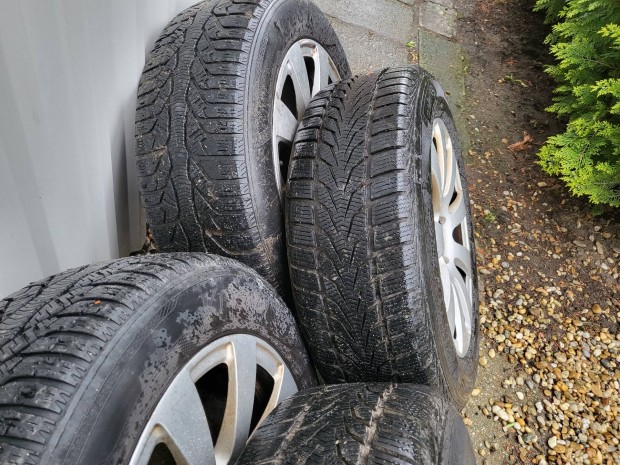 Mercedes w212 [E osztly]alufelni tli gumival 5x112 